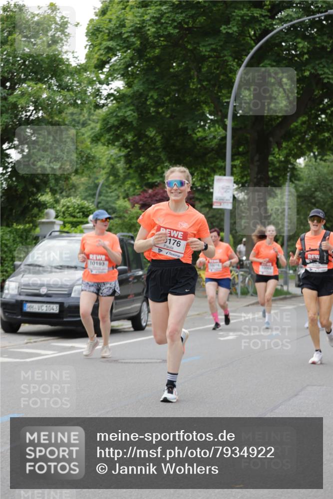 15.06.2025 - REWE Women's Run Jannik Wohlers http://msf.ph/oto/7934922 15.06.2025 08:25:49 Laufen 1043, 10193, 176, 10016, 10069 meine-sportfotos.de