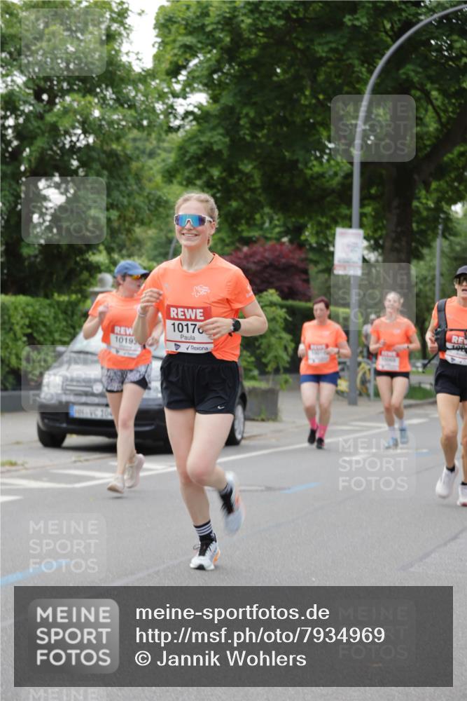 15.06.2025 - REWE Women's Run Jannik Wohlers http://msf.ph/oto/7934969 15.06.2025 08:25:49 Laufen 10193, 1017 meine-sportfotos.de