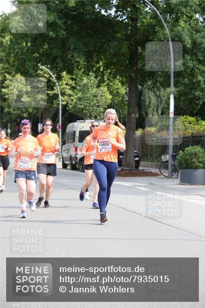 15.06.2025 - REWE Women's Run Jannik Wohlers http://msf.ph/oto/7935015 15.06.2025 09:52:52 Laufen 10303, 10633, 10855 meine-sportfotos.de