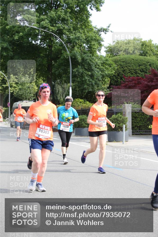 15.06.2025 - REWE Women's Run Jannik Wohlers http://msf.ph/oto/7935072 15.06.2025 09:52:55 Laufen 10303, 4, 10338, 10735 meine-sportfotos.de