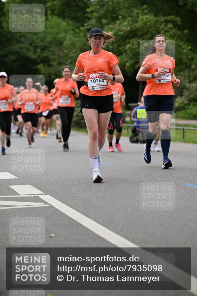 15.06.2025 - REWE Women's Run Dr. Thomas Lammeyer http://msf.ph/oto/7935098 15.06.2025 09:18:57 Laufen 10766 meine-sportfotos.de