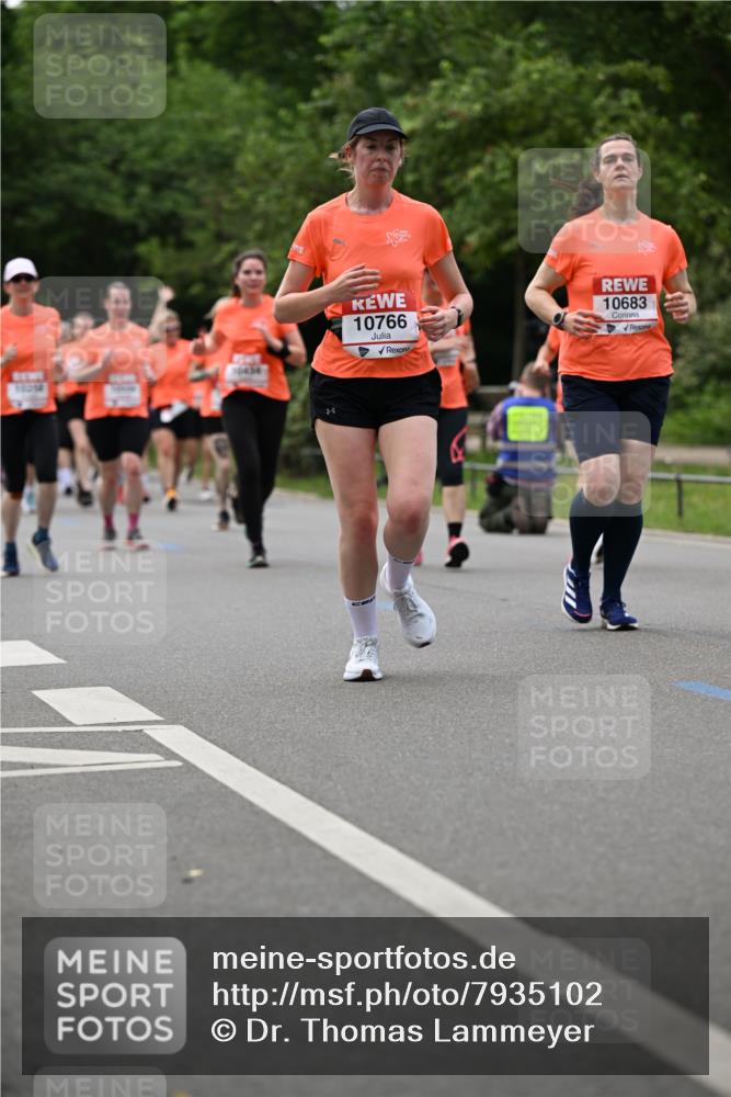 15.06.2025 - REWE Women's Run Dr. Thomas Lammeyer http://msf.ph/oto/7935102 15.06.2025 09:18:57 Laufen 10766, 10683 meine-sportfotos.de