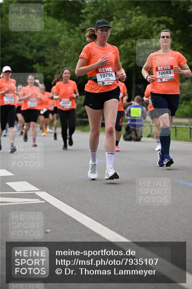 15.06.2025 - REWE Women's Run Dr. Thomas Lammeyer http://msf.ph/oto/7935107 15.06.2025 09:18:57 Laufen 10766, 10683 meine-sportfotos.de