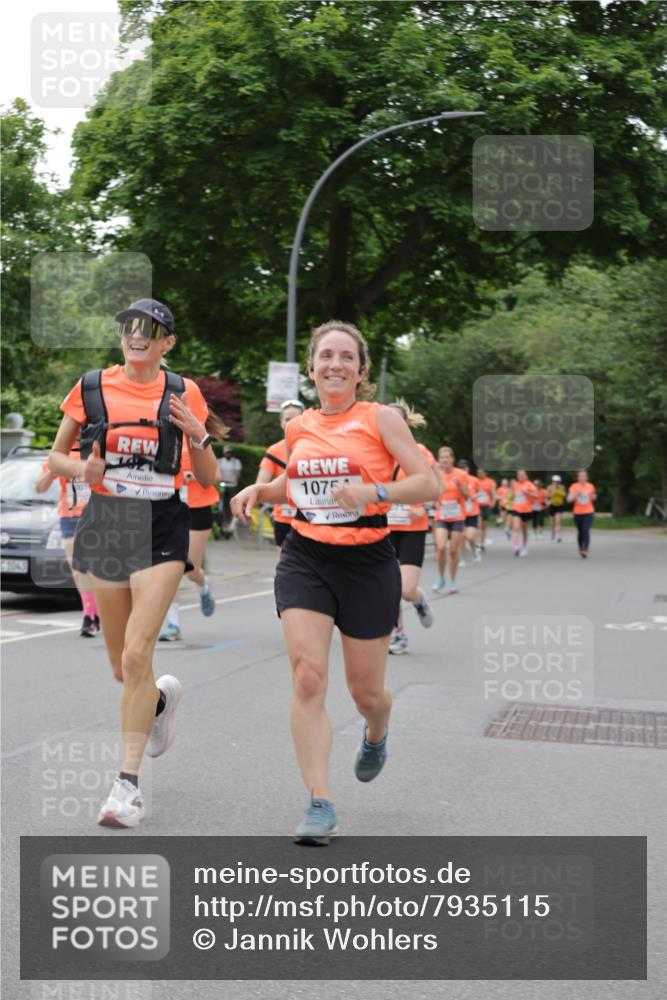 15.06.2025 - REWE Women's Run Jannik Wohlers http://msf.ph/oto/7935115 15.06.2025 08:25:51 Laufen 102, 1075 meine-sportfotos.de