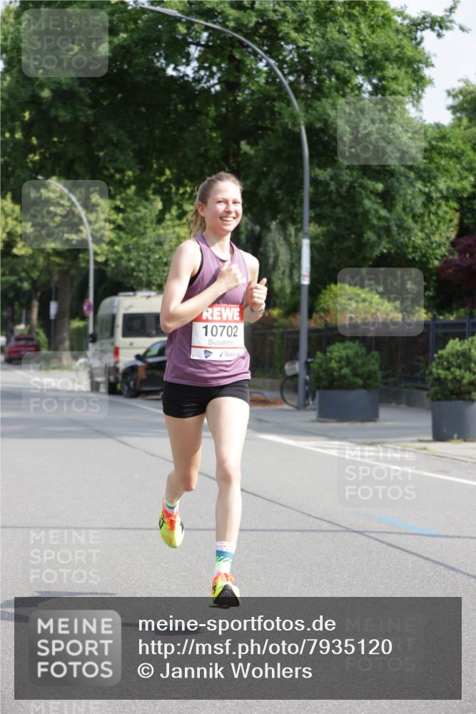 15.06.2025 - REWE Women's Run Jannik Wohlers http://msf.ph/oto/7935120 15.06.2025 08:38:46 Laufen 10702 meine-sportfotos.de