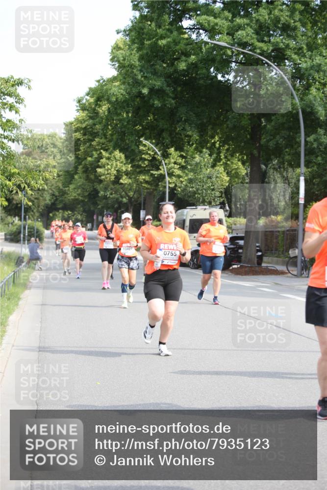 15.06.2025 - REWE Women's Run Jannik Wohlers http://msf.ph/oto/7935123 15.06.2025 09:52:57 Laufen 10427, 0755 meine-sportfotos.de