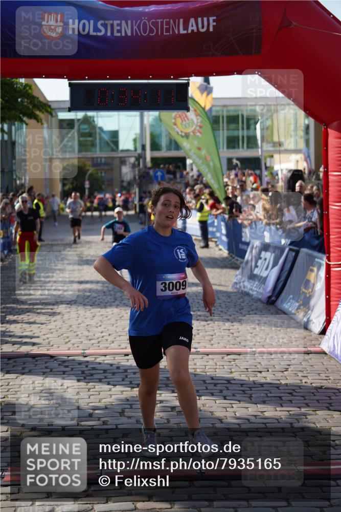 13.06.2025 - Holstenköstenlauf Felixshl http://msf.ph/oto/7935165 13.06.2025 18:04:12 Laufen 2369, 2885, 3009, 3835 meine-sportfotos.de