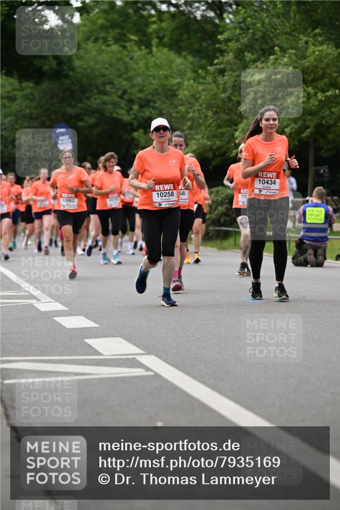 15.06.2025 - REWE Women's Run Dr. Thomas Lammeyer http://msf.ph/oto/7935169 15.06.2025 09:18:59 Laufen 10062, 10258, 56, 10, 47, 10434 meine-sportfotos.de