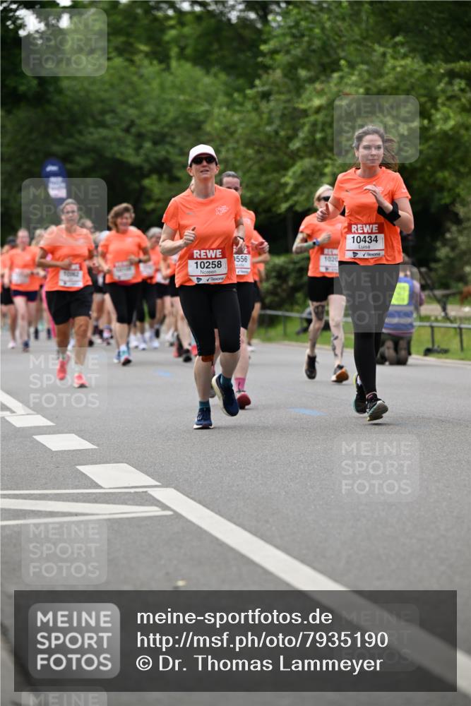 15.06.2025 - REWE Women's Run Dr. Thomas Lammeyer http://msf.ph/oto/7935190 15.06.2025 09:18:59 Laufen 10258, 10434 meine-sportfotos.de
