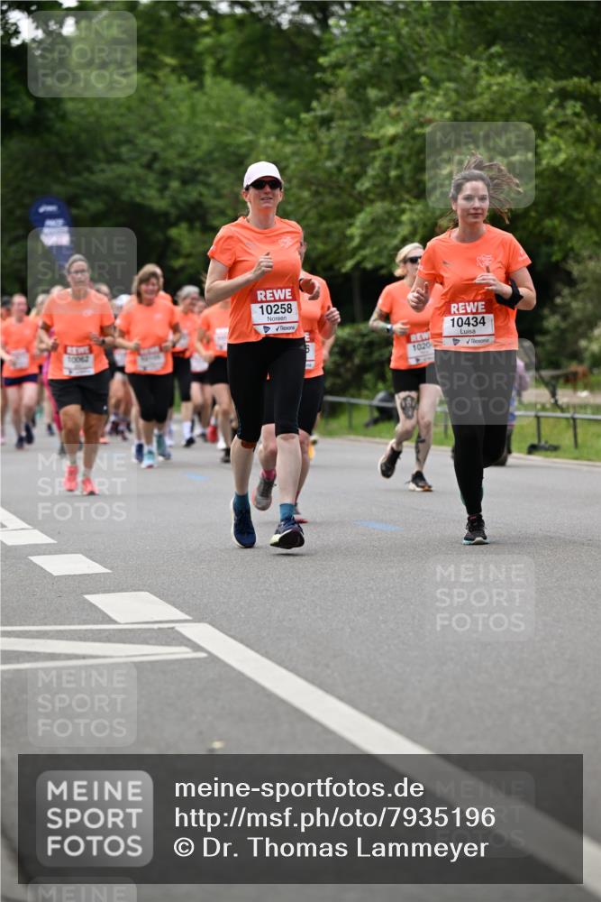 15.06.2025 - REWE Women's Run Dr. Thomas Lammeyer http://msf.ph/oto/7935196 15.06.2025 09:18:59 Laufen 10258, 10434 meine-sportfotos.de