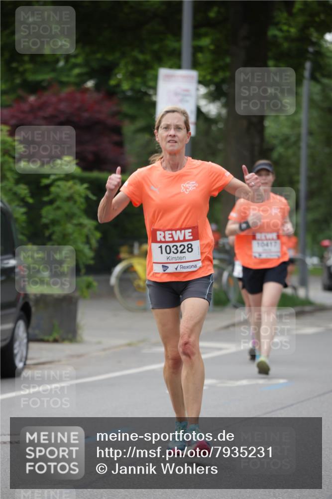 15.06.2025 - REWE Women's Run Jannik Wohlers http://msf.ph/oto/7935231 15.06.2025 08:25:55 Laufen 10328, 10417 meine-sportfotos.de