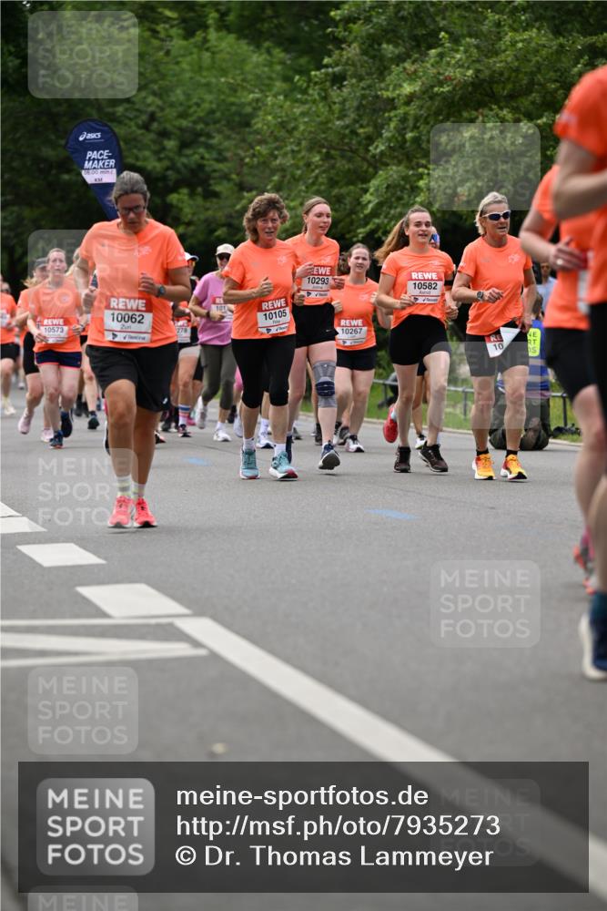 15.06.2025 - REWE Women's Run Dr. Thomas Lammeyer http://msf.ph/oto/7935273 15.06.2025 09:19:01 Laufen 10573, 06, 00, 10062, 278, 10293, 10582, 101, 10105, 10267, 10 meine-sportfotos.de