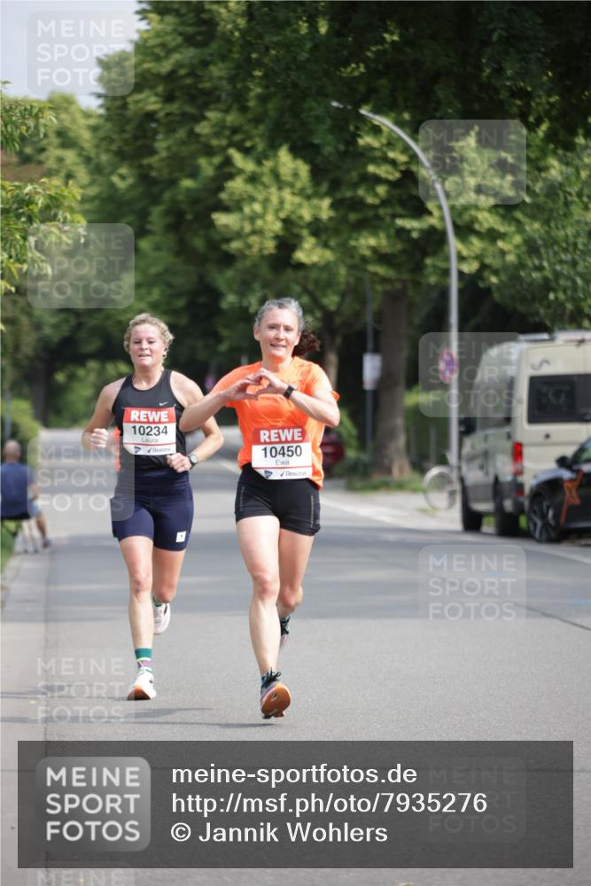 15.06.2025 - REWE Women's Run Jannik Wohlers http://msf.ph/oto/7935276 15.06.2025 08:40:22 Laufen 10234, 10450 meine-sportfotos.de