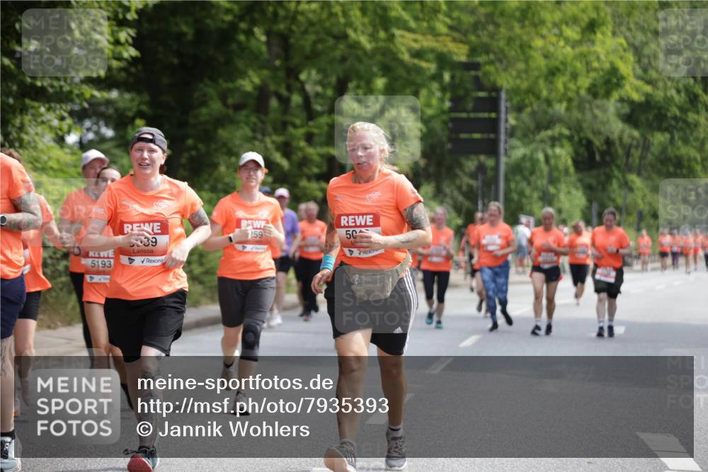 15.06.2025 - REWE Women's Run Jannik Wohlers http://msf.ph/oto/7935393 15.06.2025 10:12:47 Laufen 5193, 39, 259, 50 meine-sportfotos.de