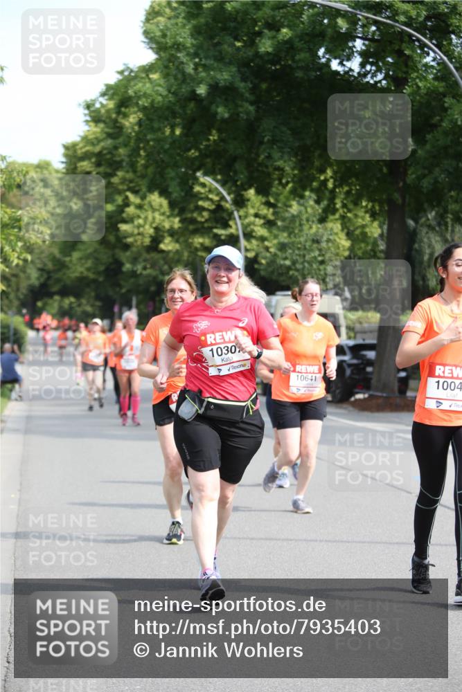 15.06.2025 - REWE Women's Run Jannik Wohlers http://msf.ph/oto/7935403 15.06.2025 09:53:06 Laufen 1030, 10641, 1004 meine-sportfotos.de
