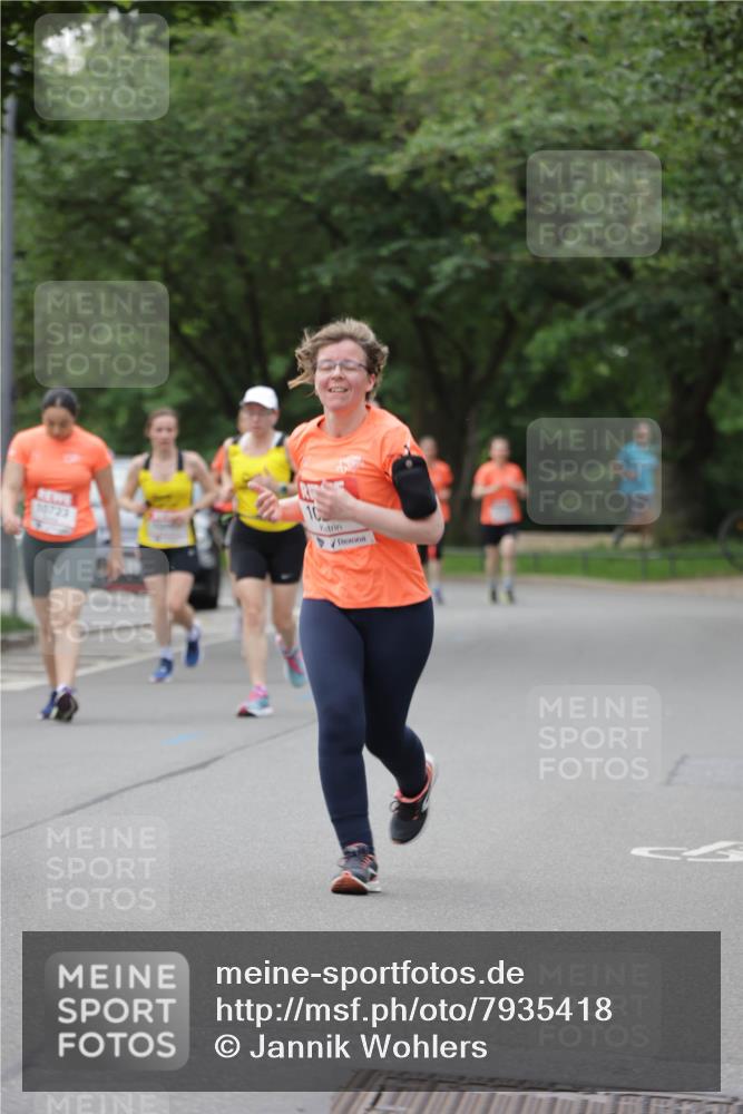 15.06.2025 - REWE Women's Run Jannik Wohlers http://msf.ph/oto/7935418 15.06.2025 08:25:58 Laufen  meine-sportfotos.de