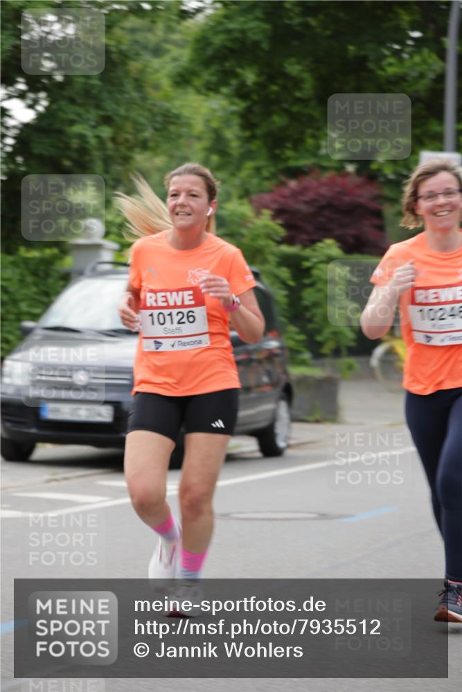 15.06.2025 - REWE Women's Run Jannik Wohlers http://msf.ph/oto/7935512 15.06.2025 08:26:01 Laufen 10126, 10246 meine-sportfotos.de