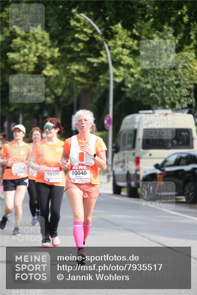 15.06.2025 - REWE Women's Run Jannik Wohlers http://msf.ph/oto/7935517 15.06.2025 09:53:10 Laufen 9208, 10509, 10040 meine-sportfotos.de