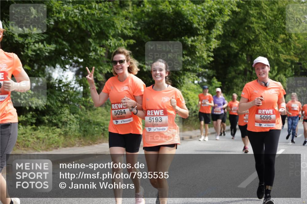 15.06.2025 - REWE Women's Run Jannik Wohlers http://msf.ph/oto/7935535 15.06.2025 10:12:52 Laufen 5094, 5193, 5095 meine-sportfotos.de