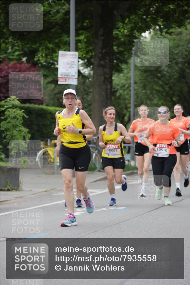 15.06.2025 - REWE Women's Run Jannik Wohlers http://msf.ph/oto/7935558 15.06.2025 08:26:02 Laufen 10067, 10510, 117 meine-sportfotos.de
