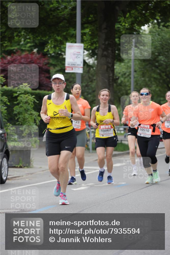 15.06.2025 - REWE Women's Run Jannik Wohlers http://msf.ph/oto/7935594 15.06.2025 08:26:03 Laufen 723, 10067, 10510 meine-sportfotos.de