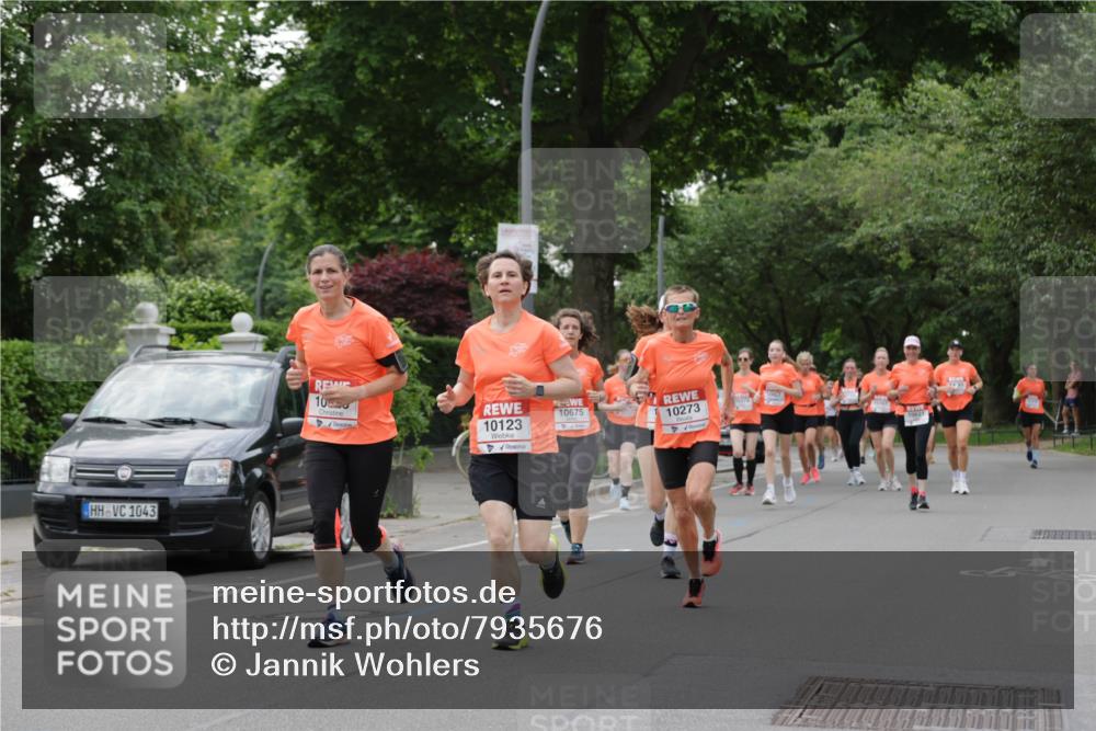 15.06.2025 - REWE Women's Run Jannik Wohlers http://msf.ph/oto/7935676 15.06.2025 08:26:14 Laufen 1043, 1058, 10123, 10675, 10273, 10621 meine-sportfotos.de