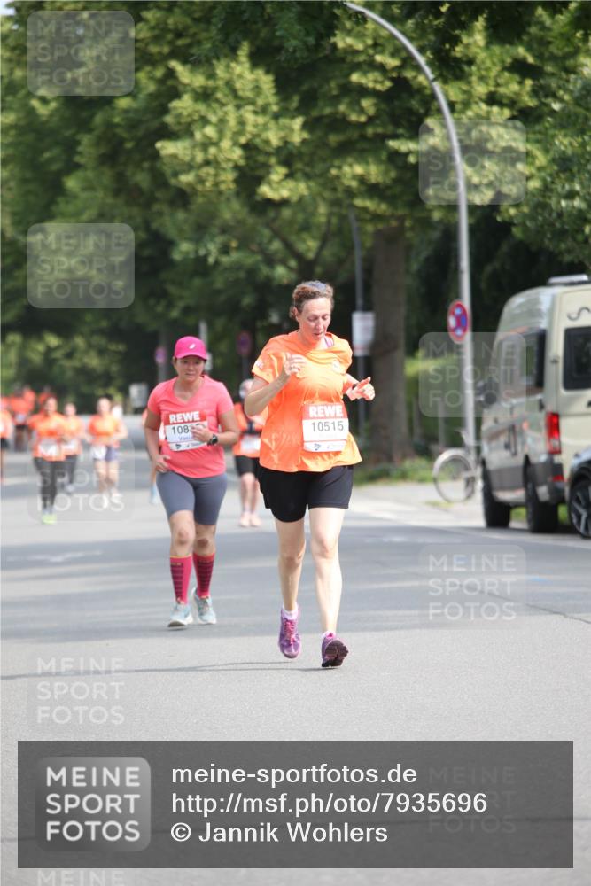 15.06.2025 - REWE Women's Run Jannik Wohlers http://msf.ph/oto/7935696 15.06.2025 09:53:31 Laufen 10515, 108 meine-sportfotos.de