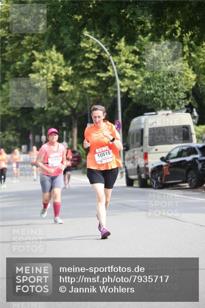 15.06.2025 - REWE Women's Run Jannik Wohlers http://msf.ph/oto/7935717 15.06.2025 09:53:33 Laufen 10835, 10515 meine-sportfotos.de