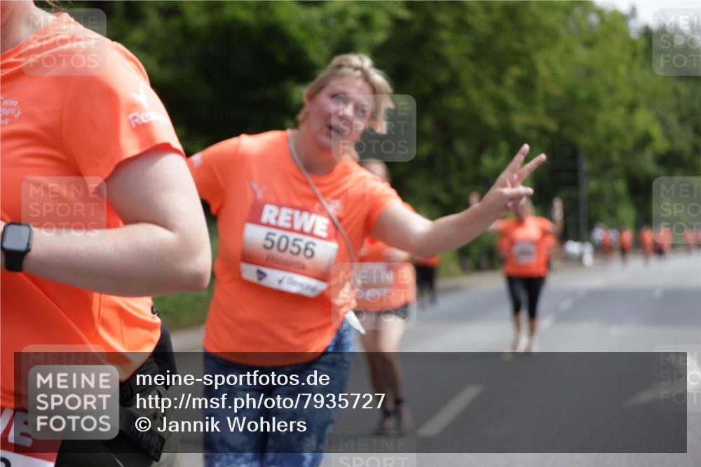 15.06.2025 - REWE Women's Run Jannik Wohlers http://msf.ph/oto/7935727 15.06.2025 10:13:00 Laufen 5056 meine-sportfotos.de