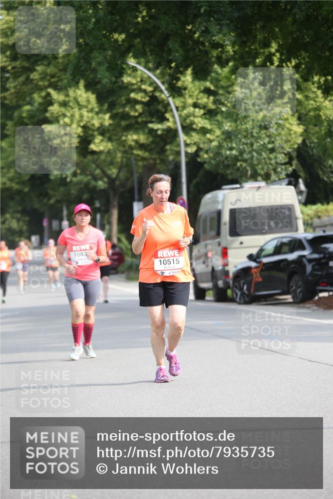 15.06.2025 - REWE Women's Run Jannik Wohlers http://msf.ph/oto/7935735 15.06.2025 09:53:33 Laufen 1083, 10515 meine-sportfotos.de
