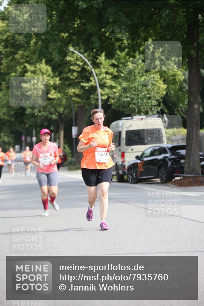 15.06.2025 - REWE Women's Run Jannik Wohlers http://msf.ph/oto/7935760 15.06.2025 09:53:33 Laufen 10835, 10515 meine-sportfotos.de