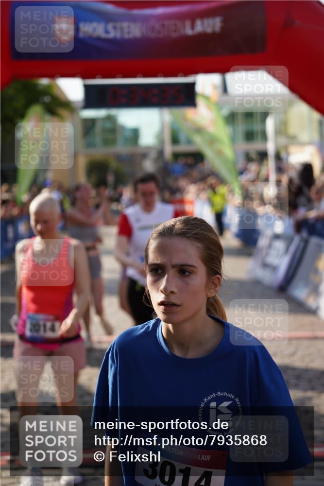 13.06.2025 - Holstenköstenlauf Felixshl http://msf.ph/oto/7935868 13.06.2025 18:04:36 Laufen 2014, 2286, 2718, 2806, 3014, 3163, 3709, 3938, 3939 meine-sportfotos.de