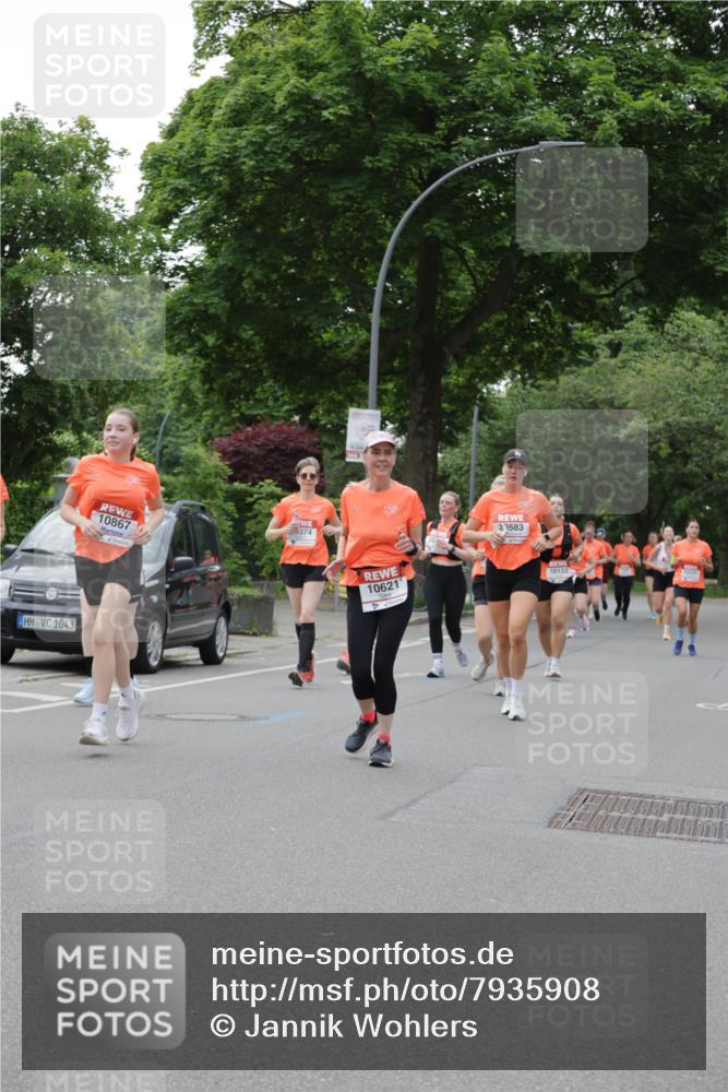15.06.2025 - REWE Women's Run Jannik Wohlers http://msf.ph/oto/7935908 15.06.2025 08:26:20 Laufen 1043, 10867, 374, 10621, 1583, 10133 meine-sportfotos.de