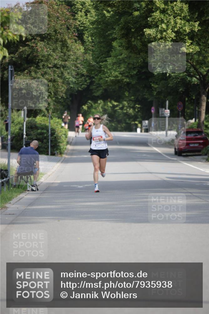 15.06.2025 - REWE Women's Run Jannik Wohlers http://msf.ph/oto/7935938 15.06.2025 08:42:18 Laufen  meine-sportfotos.de