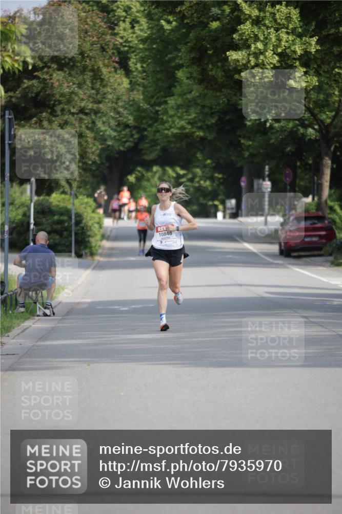 15.06.2025 - REWE Women's Run Jannik Wohlers http://msf.ph/oto/7935970 15.06.2025 08:42:19 Laufen  meine-sportfotos.de