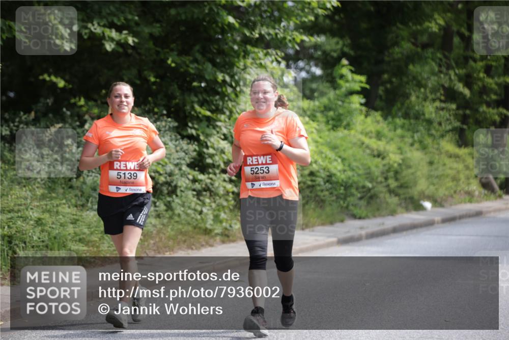 15.06.2025 - REWE Women's Run Jannik Wohlers http://msf.ph/oto/7936002 15.06.2025 10:13:11 Laufen 5139, 5253 meine-sportfotos.de