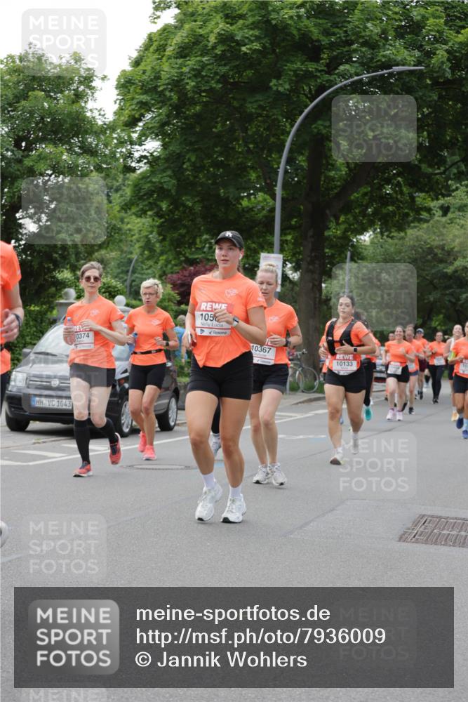 15.06.2025 - REWE Women's Run Jannik Wohlers http://msf.ph/oto/7936009 15.06.2025 08:26:22 Laufen 1043, 0374, 105, 10367, 10133 meine-sportfotos.de