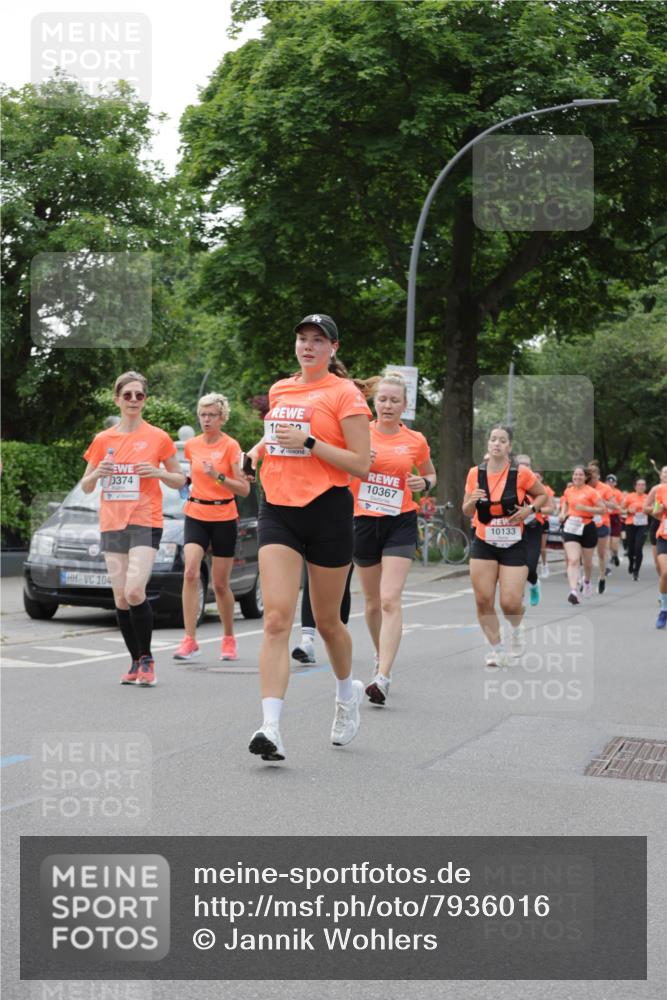 15.06.2025 - REWE Women's Run Jannik Wohlers http://msf.ph/oto/7936016 15.06.2025 08:26:22 Laufen 0374, 104, 10367, 10133 meine-sportfotos.de
