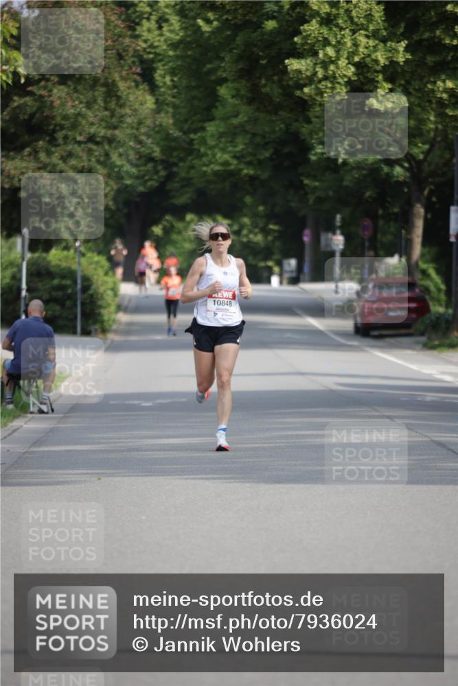 15.06.2025 - REWE Women's Run Jannik Wohlers http://msf.ph/oto/7936024 15.06.2025 08:42:20 Laufen 10848 meine-sportfotos.de