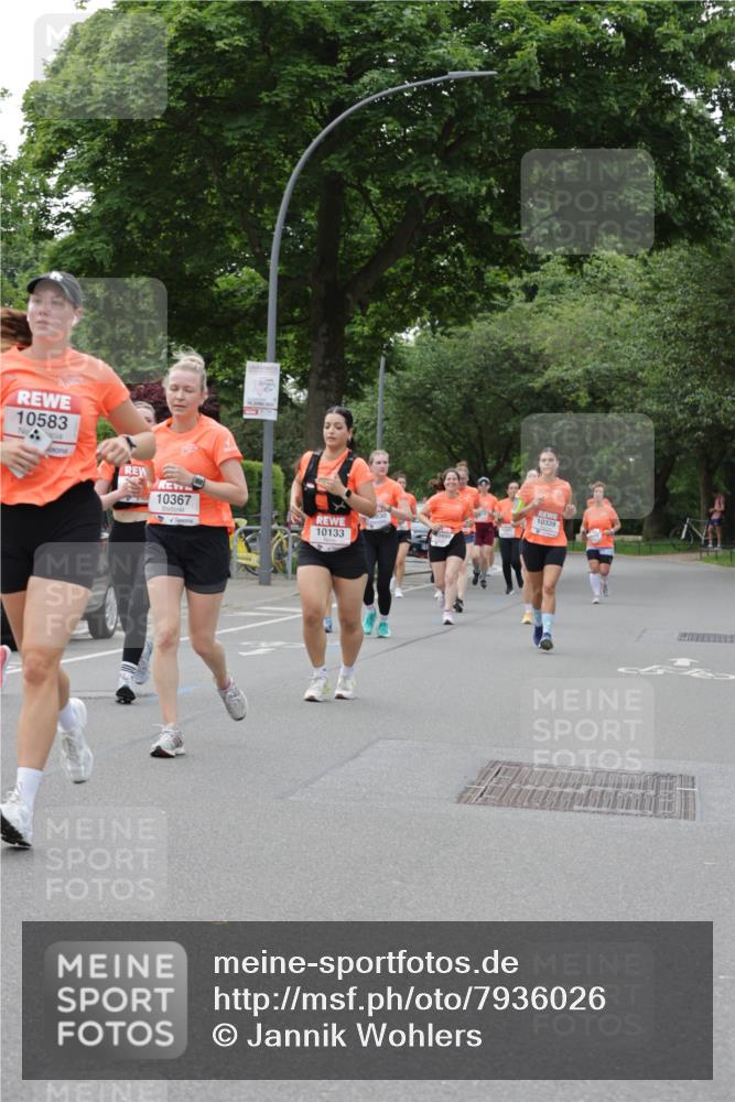 15.06.2025 - REWE Women's Run Jannik Wohlers http://msf.ph/oto/7936026 15.06.2025 08:26:22 Laufen 10583, 10367, 10133, 10339 meine-sportfotos.de
