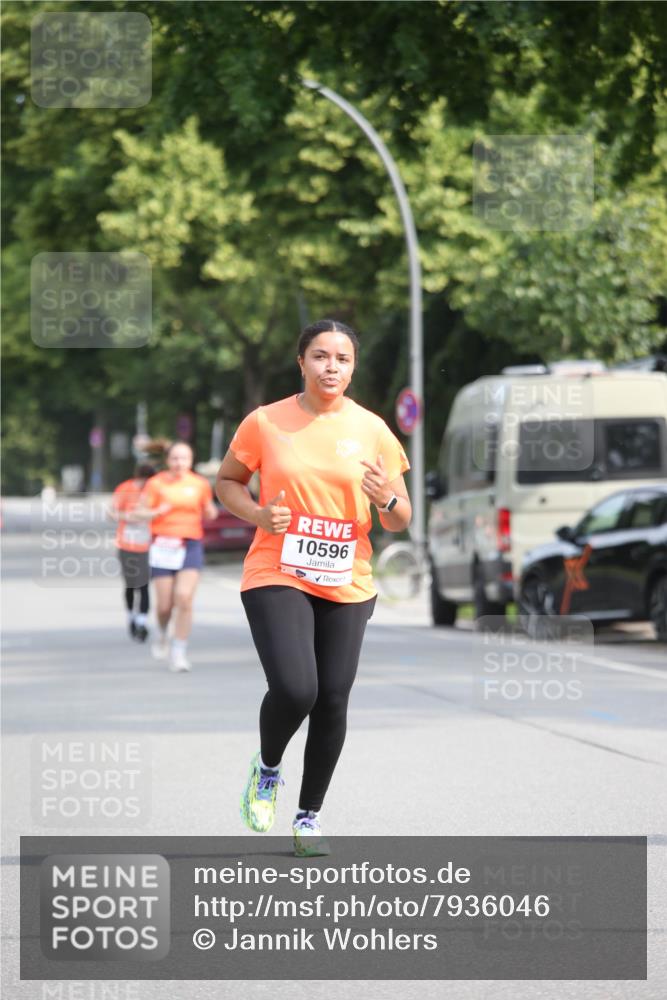 15.06.2025 - REWE Women's Run Jannik Wohlers http://msf.ph/oto/7936046 15.06.2025 09:53:46 Laufen 10596 meine-sportfotos.de