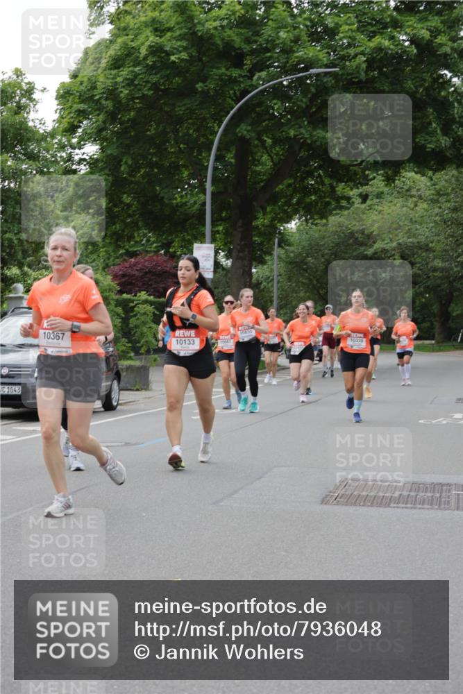 15.06.2025 - REWE Women's Run Jannik Wohlers http://msf.ph/oto/7936048 15.06.2025 08:26:23 Laufen 1043, 10367, 10830, 10133, 10667, 10339 meine-sportfotos.de