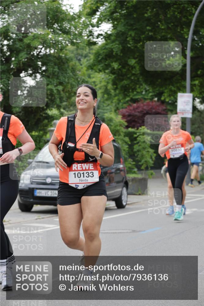 15.06.2025 - REWE Women's Run Jannik Wohlers http://msf.ph/oto/7936136 15.06.2025 08:26:24 Laufen 104, 10133, 10830 meine-sportfotos.de