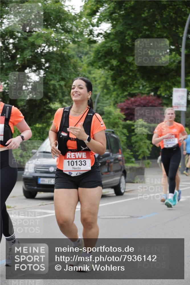 15.06.2025 - REWE Women's Run Jannik Wohlers http://msf.ph/oto/7936142 15.06.2025 08:26:24 Laufen 10133, 10830 meine-sportfotos.de