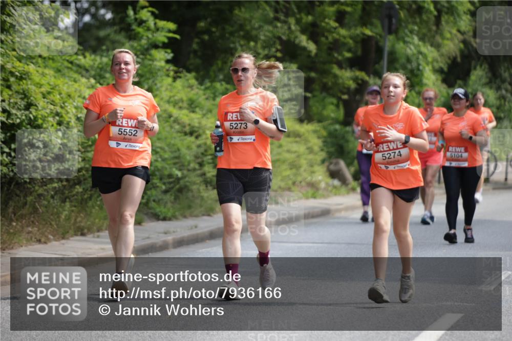 15.06.2025 - REWE Women's Run Jannik Wohlers http://msf.ph/oto/7936166 15.06.2025 10:13:17 Laufen 5552, 5273, 5274, 5104 meine-sportfotos.de