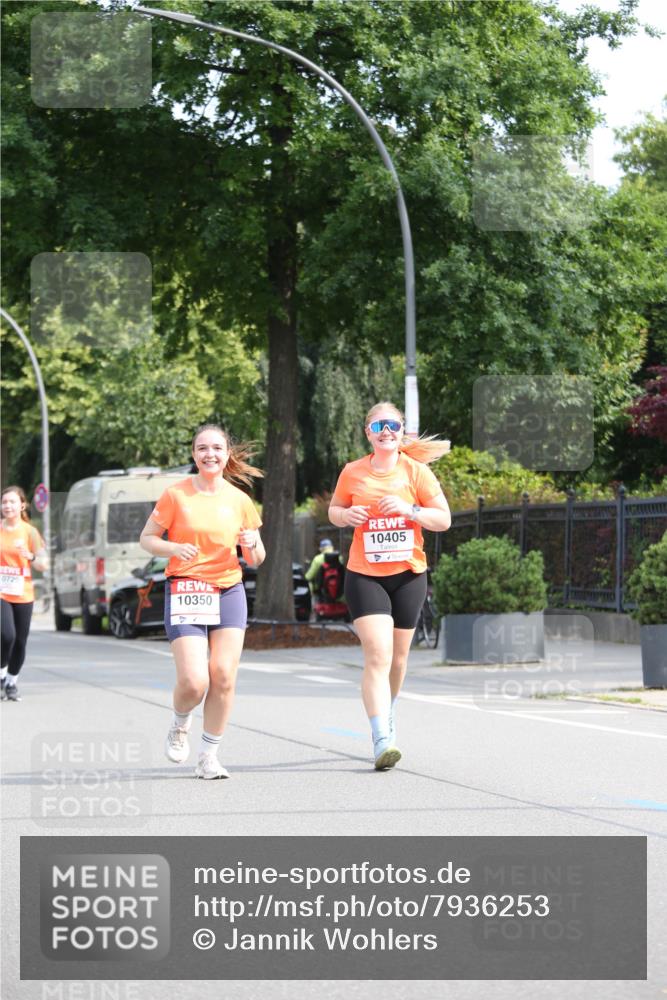 15.06.2025 - REWE Women's Run Jannik Wohlers http://msf.ph/oto/7936253 15.06.2025 09:53:54 Laufen 0729, 10350, 10405 meine-sportfotos.de