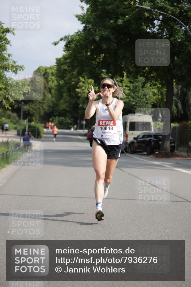 15.06.2025 - REWE Women's Run Jannik Wohlers http://msf.ph/oto/7936276 15.06.2025 08:42:25 Laufen 10848 meine-sportfotos.de