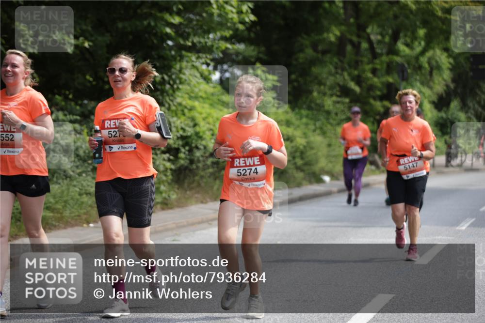 15.06.2025 - REWE Women's Run Jannik Wohlers http://msf.ph/oto/7936284 15.06.2025 10:13:21 Laufen 552, 527, 5274, 5147 meine-sportfotos.de