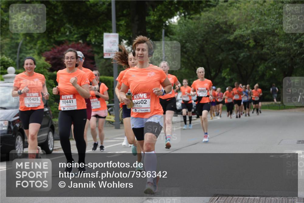 15.06.2025 - REWE Women's Run Jannik Wohlers http://msf.ph/oto/7936342 15.06.2025 08:26:30 Laufen 10426, 10441, 10778, 70502, 10762 meine-sportfotos.de