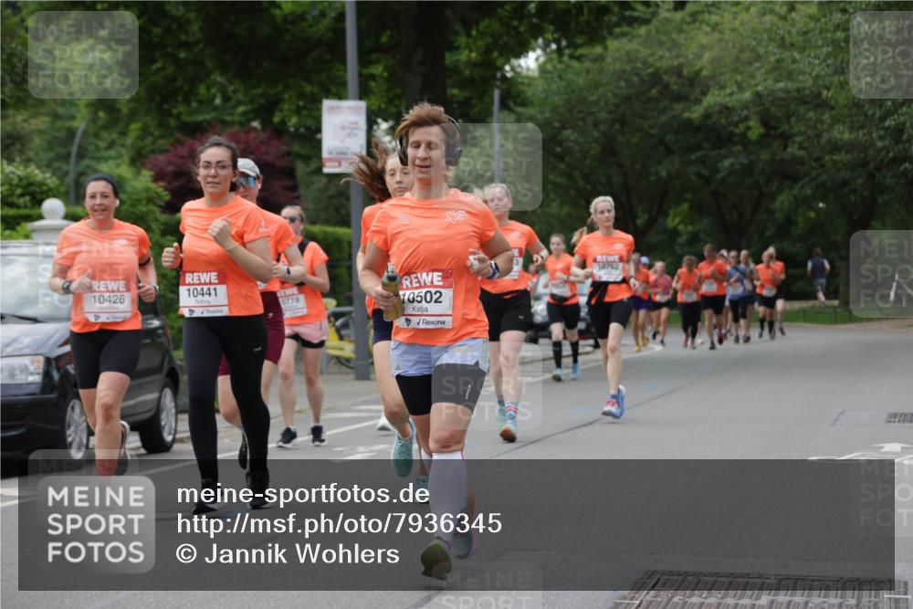 15.06.2025 - REWE Women's Run Jannik Wohlers http://msf.ph/oto/7936345 15.06.2025 08:26:30 Laufen 10426, 10441, 0778, 10502, 10762 meine-sportfotos.de
